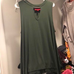Jennifer Lopez green key hole tank